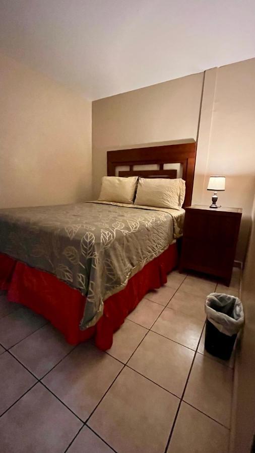 Del Bosque Tj Inn Tijuana Exterior foto